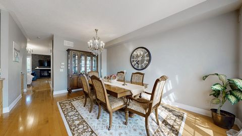 Photo 14 at 134 Lacewood Drive, Westbrook, Richmond Hill