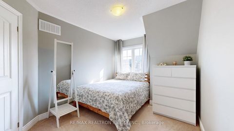 Photo 22 at 134 Lacewood Drive, Westbrook, Richmond Hill