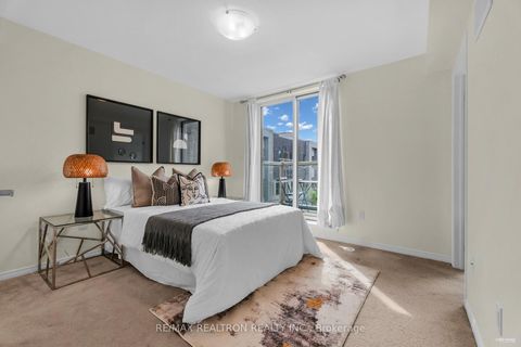 Photo 21 at 67 - 31 Applewood Lane, Etobicoke West Mall, Toronto
