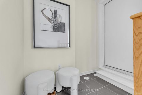 Photo 31 at 67 - 31 Applewood Lane, Etobicoke West Mall, Toronto