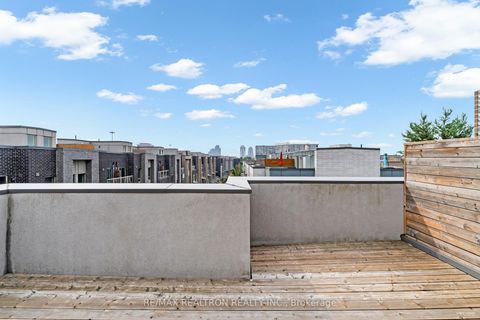 Photo 33 at 67 - 31 Applewood Lane, Etobicoke West Mall, Toronto