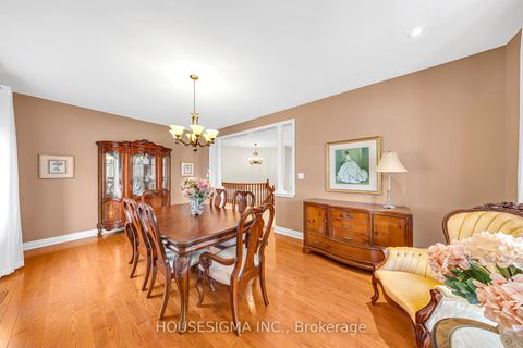 Photo 10 at 38 Pairash Avenue, Mill Pond, Richmond Hill