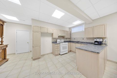 Photo 30 at 38 Pairash Avenue, Mill Pond, Richmond Hill