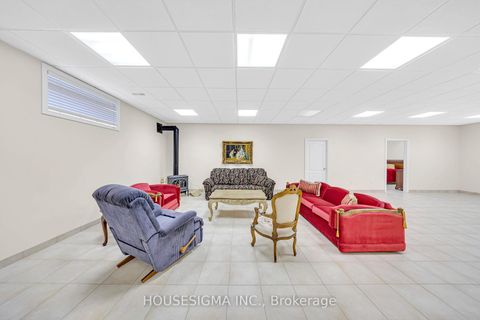 Photo 32 at 38 Pairash Avenue, Mill Pond, Richmond Hill