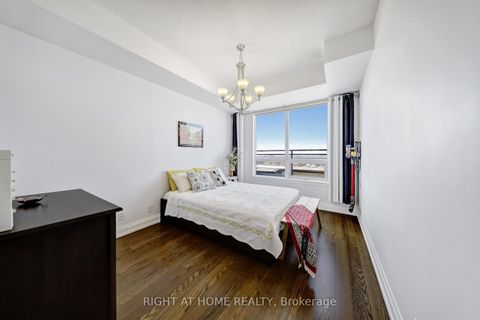 Photo 15 at LPH04 - 55 De Boers Drive, York University Heights, Toronto