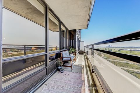 Photo 21 at LPH04 - 55 De Boers Drive, York University Heights, Toronto