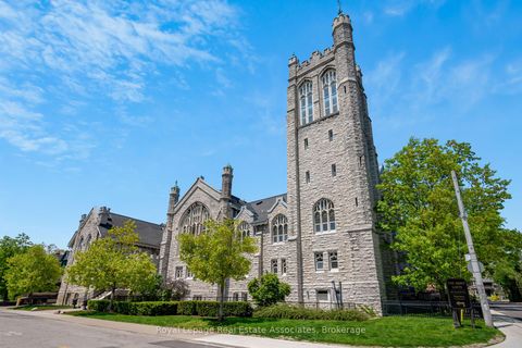Photo 2 at 102 - 384 Sunnyside Avenue, Swansea, Toronto