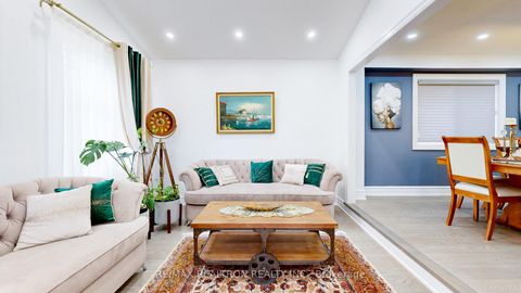 Photo 4 at 160 Carlyle Crescent, Aurora Highlands, Aurora Photo 4 at 160 Carlyle Crescent, Aurora Highlands, Aurora