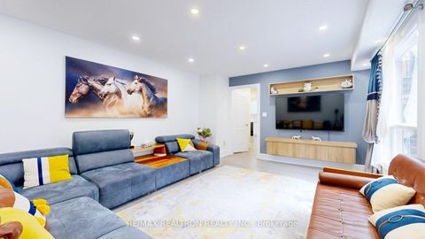 Photo 18 at 160 Carlyle Crescent, Aurora Highlands, Aurora Photo 18 at 160 Carlyle Crescent, Aurora Highlands, Aurora