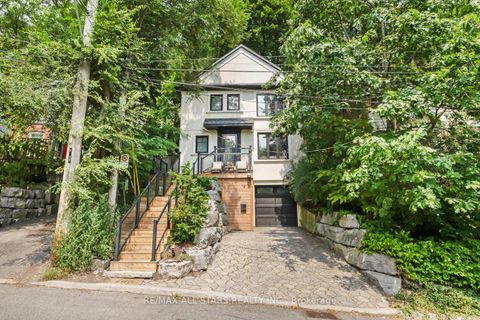 Photo 1 at 12 Glen Davis Crescent, Danforth, Toronto