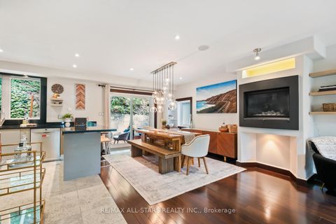 Photo 13 at 12 Glen Davis Crescent, Danforth, Toronto