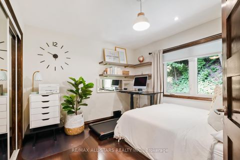 Photo 33 at 12 Glen Davis Crescent, Danforth, Toronto