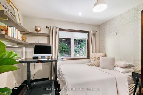 Photo 34 at 12 Glen Davis Crescent, Danforth, Toronto