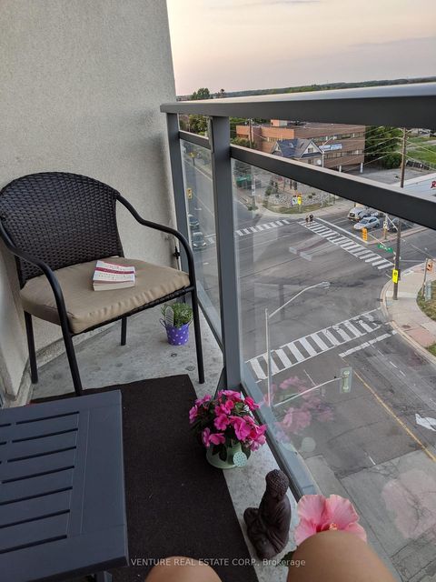 Photo 26 at 707 - 7730 Kipling Avenue, West Woodbridge, Vaughan