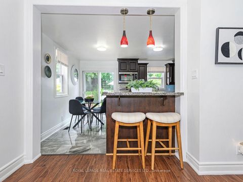 Photo 13 at 135 Bernice Crescent, Smythe, Toronto