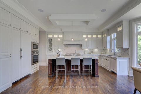 Photo 20 at 69 Heathview Avenue, Bayview Village, Toronto