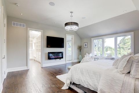 Photo 25 at 69 Heathview Avenue, Bayview Village, Toronto