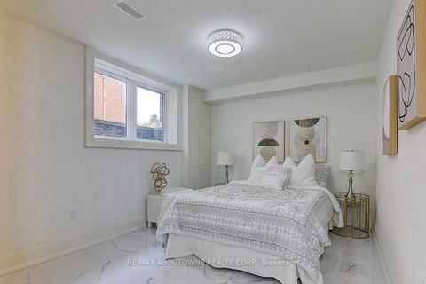 Photo 38 at 69 Heathview Avenue, Bayview Village, Toronto