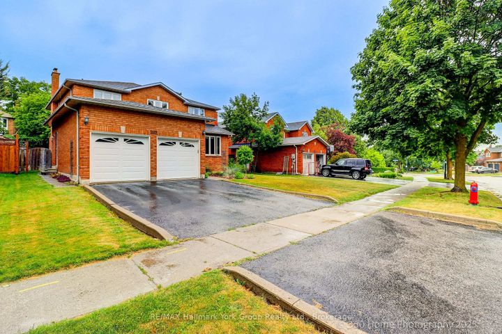 Photo 3 at 262 Savage Road, Armitage, Newmarket