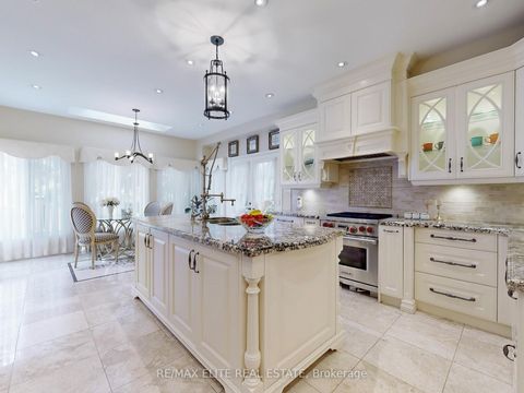 Photo 13 at 48 Pemberton Road, North Richvale, Richmond Hill