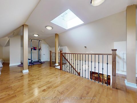 Photo 30 at 48 Pemberton Road, North Richvale, Richmond Hill