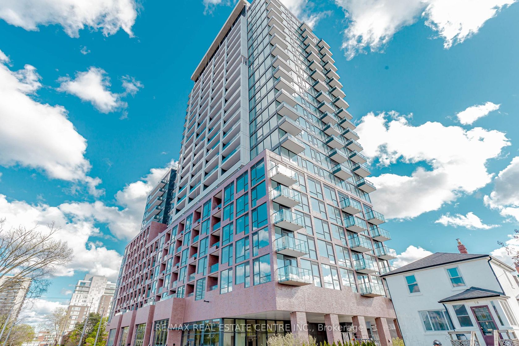 310 - 28 Ann Street, Port Credit, Mississauga 