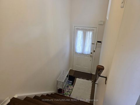 Photo 3 at 813 Sandhurst Circle, Agincourt North, Toronto