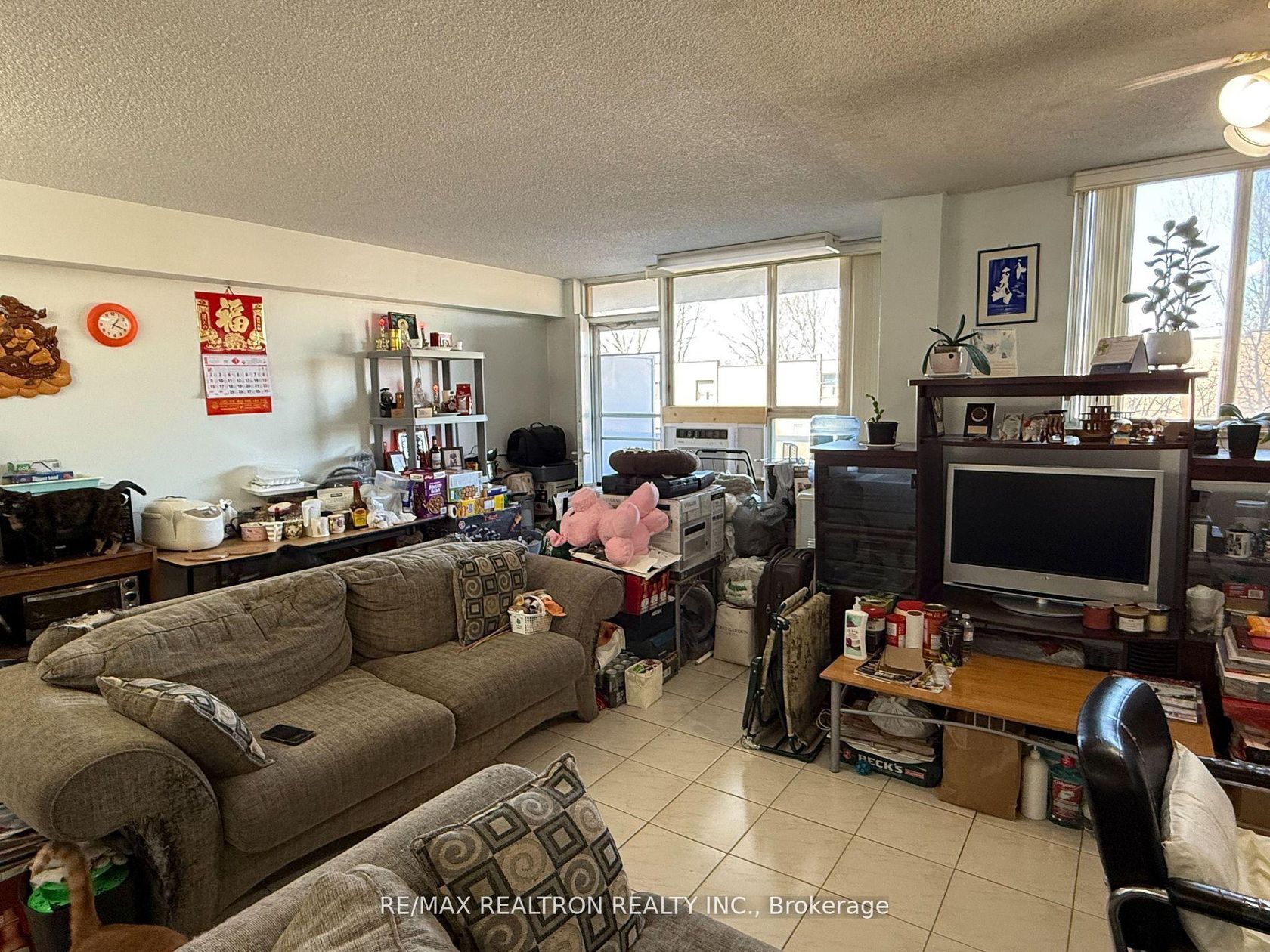 301 - 200 Lotherton Pathway, Glen Park, Toronto 