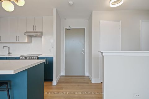 Photo 2 at 206 - 580 Christie Street, Wychwood, Toronto