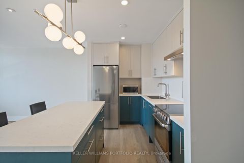 Photo 3 at 206 - 580 Christie Street, Wychwood, Toronto
