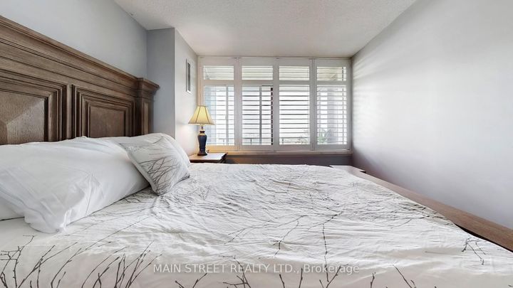 Photo 20 at 2502 - 3100 Kirwin Avenue, Everett (Cooksville), Adjala-Tosorontio