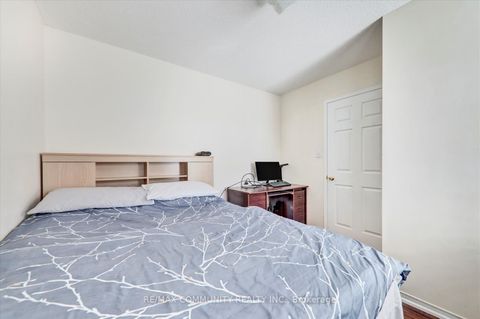 Photo 4 at 63 - 2758 Eglinton Avenue E, Eglinton East, Toronto