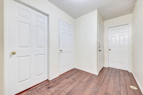 Photo 6 at 63 - 2758 Eglinton Avenue E, Eglinton East, Toronto