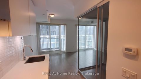 Photo 2 at 1818 - 251 Jarvis Street, Yonge Corridor, Toronto