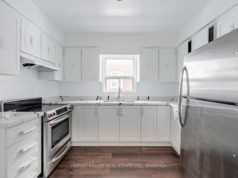 Photo 3 at 44 Leduc Drive, Kipling, Toronto