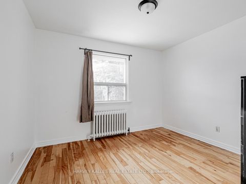 Photo 16 at 44 Leduc Drive, Kipling, Toronto