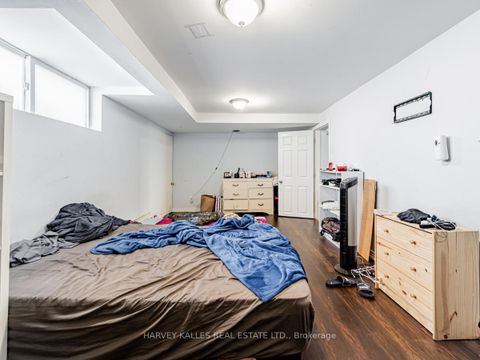 Photo 27 at 44 Leduc Drive, Kipling, Toronto