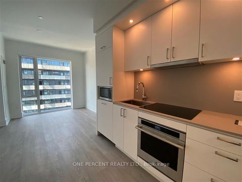 Photo 11 at 1901 - 470 Front Street W, Waterfront Communities C1, Toronto