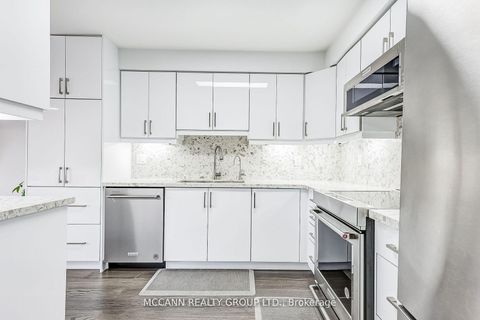 Photo 9 at 93 Revelstoke Crescent, Langstaff, Richmond Hill