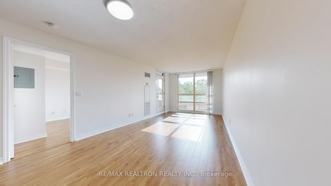 Photo 7 at 219 - 503 Beecroft Road, Willowdale West, Toronto
