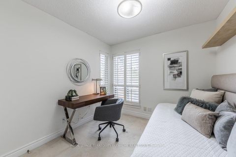 Photo 16 at 207 - 2 Alexandra Boulevard W, Lawrence Park South, Toronto