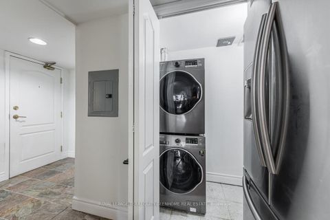 Photo 19 at 207 - 2 Alexandra Boulevard W, Lawrence Park South, Toronto