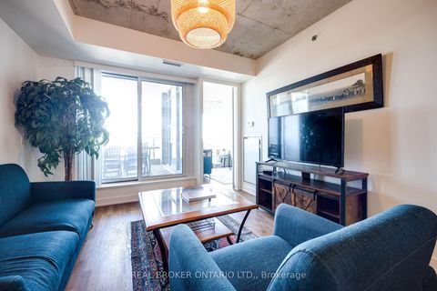 Photo 1 at 914 - 20 Minowan Miikan Lane, Little Portugal, Toronto