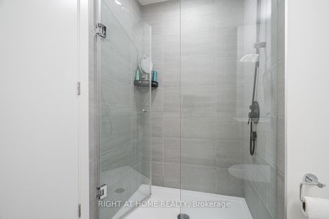 Photo 15 at 315 - 9 Tecumseth Street, Niagara, Toronto