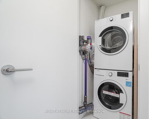 Photo 16 at 315 - 9 Tecumseth Street, Niagara, Toronto