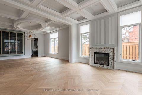 Photo 3 at 556 Fourth Line, WO West, Oakville