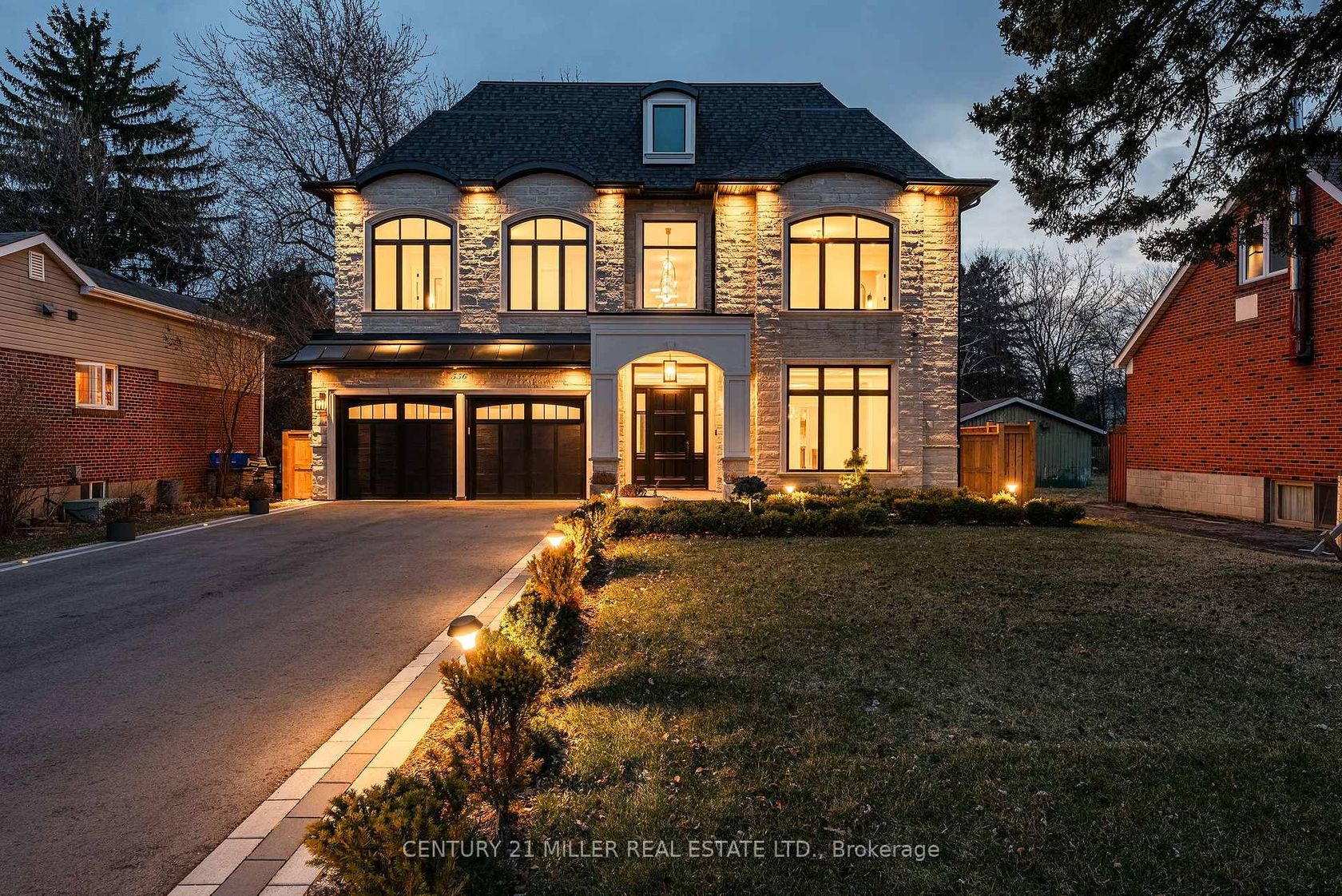 556 Fourth Line, WO West, Oakville 