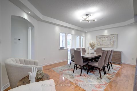 Photo 11 at 127 Golden Forest Road, Patterson, Vaughan
