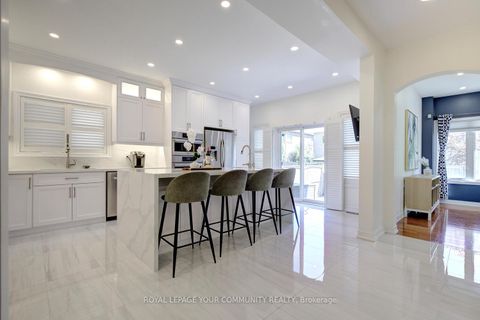 Photo 13 at 127 Golden Forest Road, Patterson, Vaughan