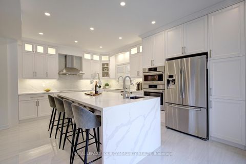 Photo 14 at 127 Golden Forest Road, Patterson, Vaughan
